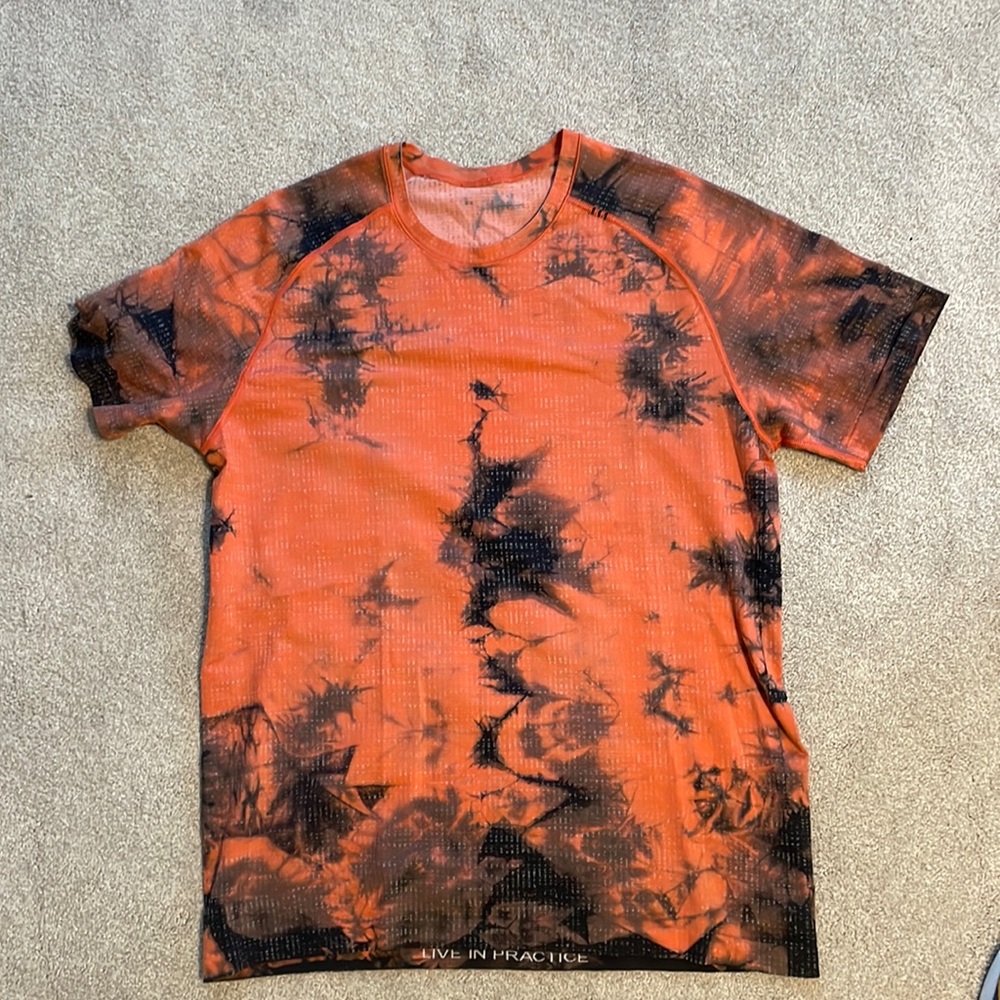 Lululemon metal vent tech tee